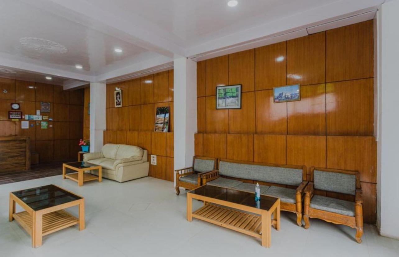 Hotel Lumbini เลห์ ภายนอก รูปภาพ